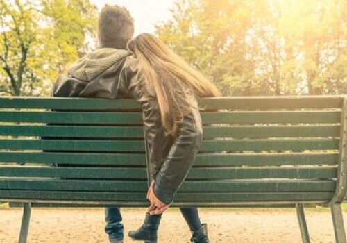 成都婚外情取证：2022不想生活的一方提出离婚赔偿吗
